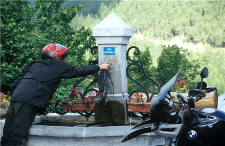 Wasserfassen auf franzsisch, hier in Chateau Querais