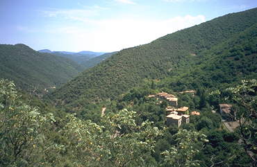 typisches Cevennen-Dorf