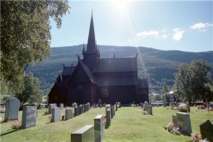 Stabkirche in Lom