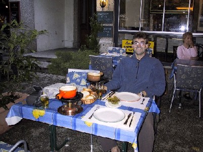 Arend beim Ksefondue in Martigny